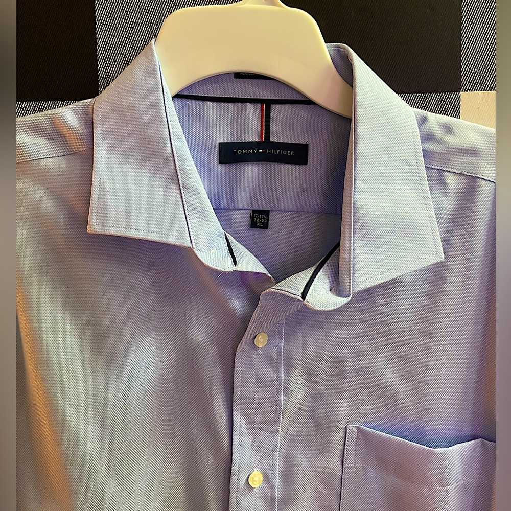 Tommy Hilfiger, XL, 17- 17 1/2, 32-33, sky, blue, lightly used